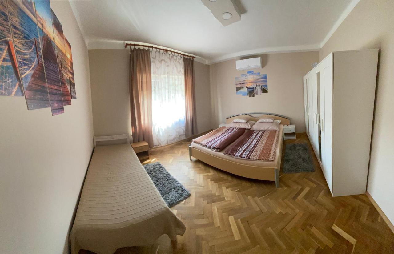 Edina Apartman 巴拉通雷勒 外观 照片